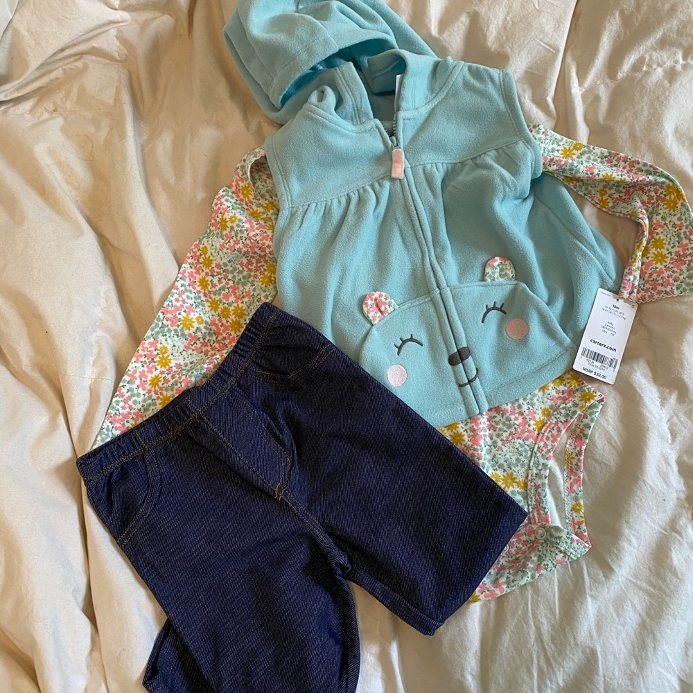 Carters bear outfit